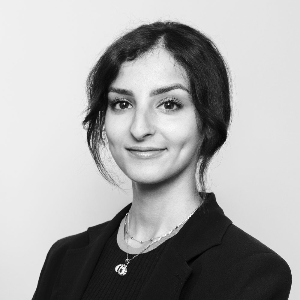 Sarah Farkadi Associate